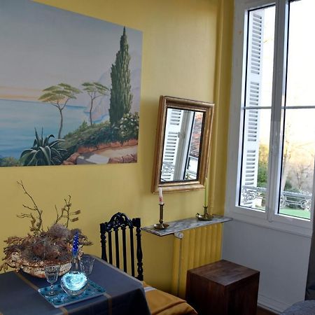 Bed and Breakfast Les Hirondelles Fleac Exterior foto